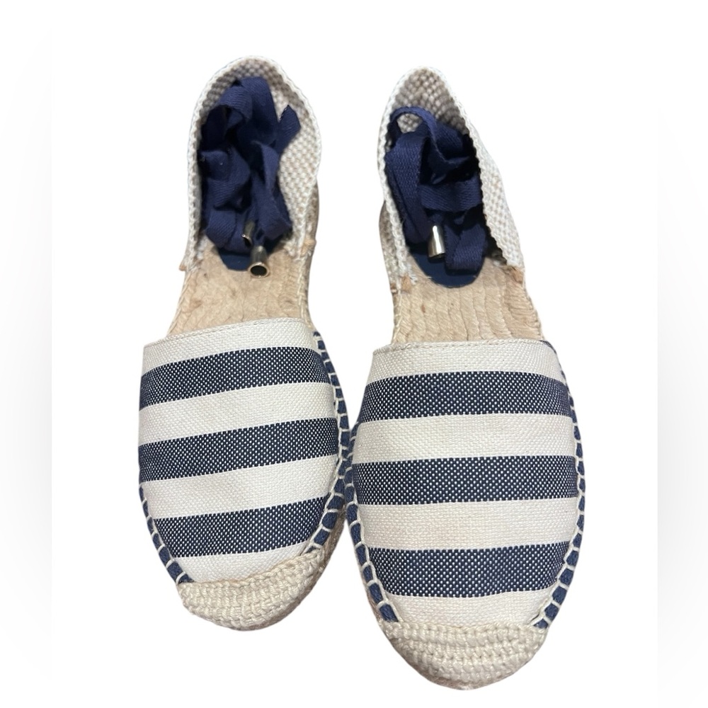 Romena 
Stripped Espadrilles flats Navy Striped size 6